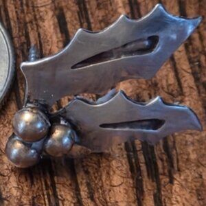 Vintage Gardella Sterling Silver Holly Berry Leaf Pin w/ Butterfly Clutch Back